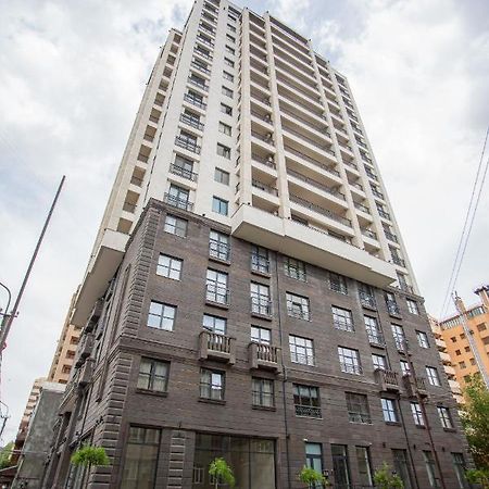 Fantastic Apartments Near Republic Square, Perfect Location, Mystreet Company Jerevan Eksteriør bilde