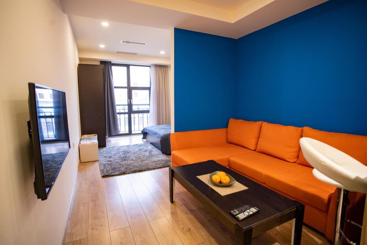 Fantastic Apartments Near Republic Square, Perfect Location, Mystreet Company Jerevan Eksteriør bilde