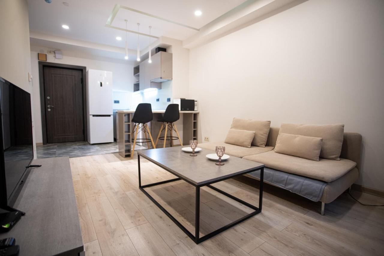 Fantastic Apartments Near Republic Square, Perfect Location, Mystreet Company Jerevan Eksteriør bilde