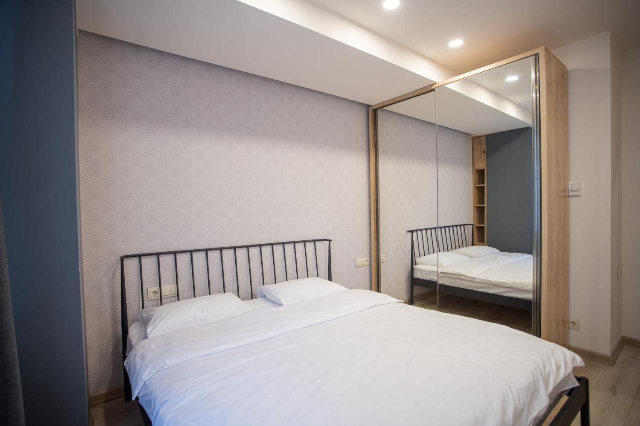 Fantastic Apartments Near Republic Square, Perfect Location, Mystreet Company Jerevan Eksteriør bilde