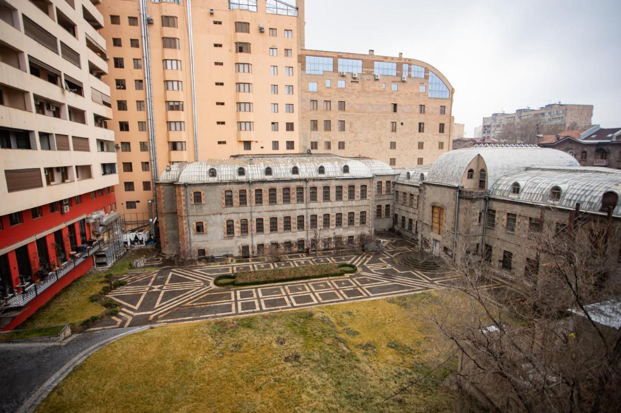 Fantastic Apartments Near Republic Square, Perfect Location, Mystreet Company Jerevan Eksteriør bilde