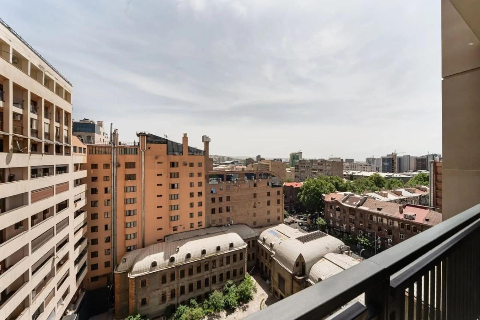 Fantastic Apartments Near Republic Square, Perfect Location, Mystreet Company Jerevan Eksteriør bilde
